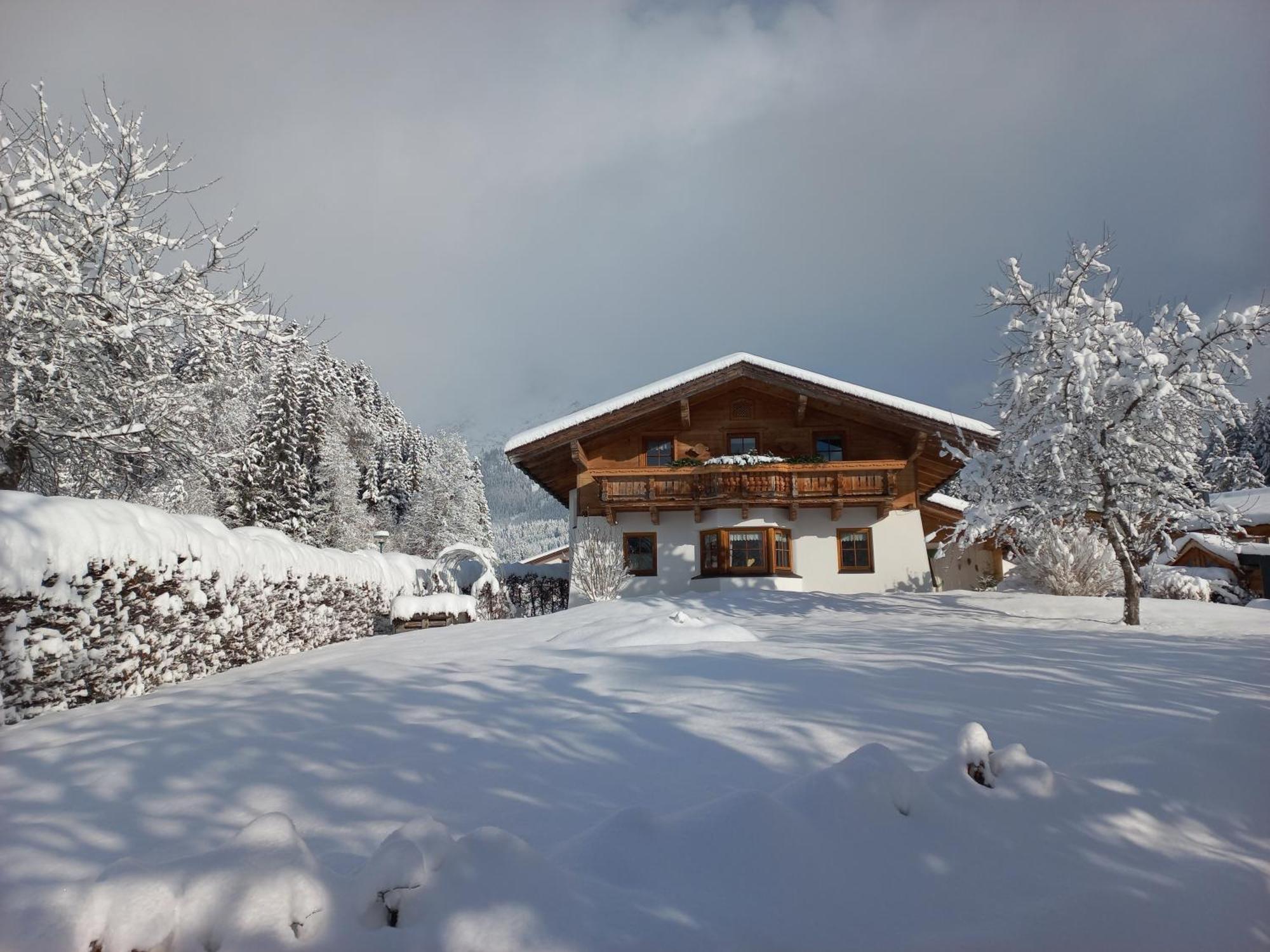 Chalet Glücklich sein... Ellmau Exterior foto
